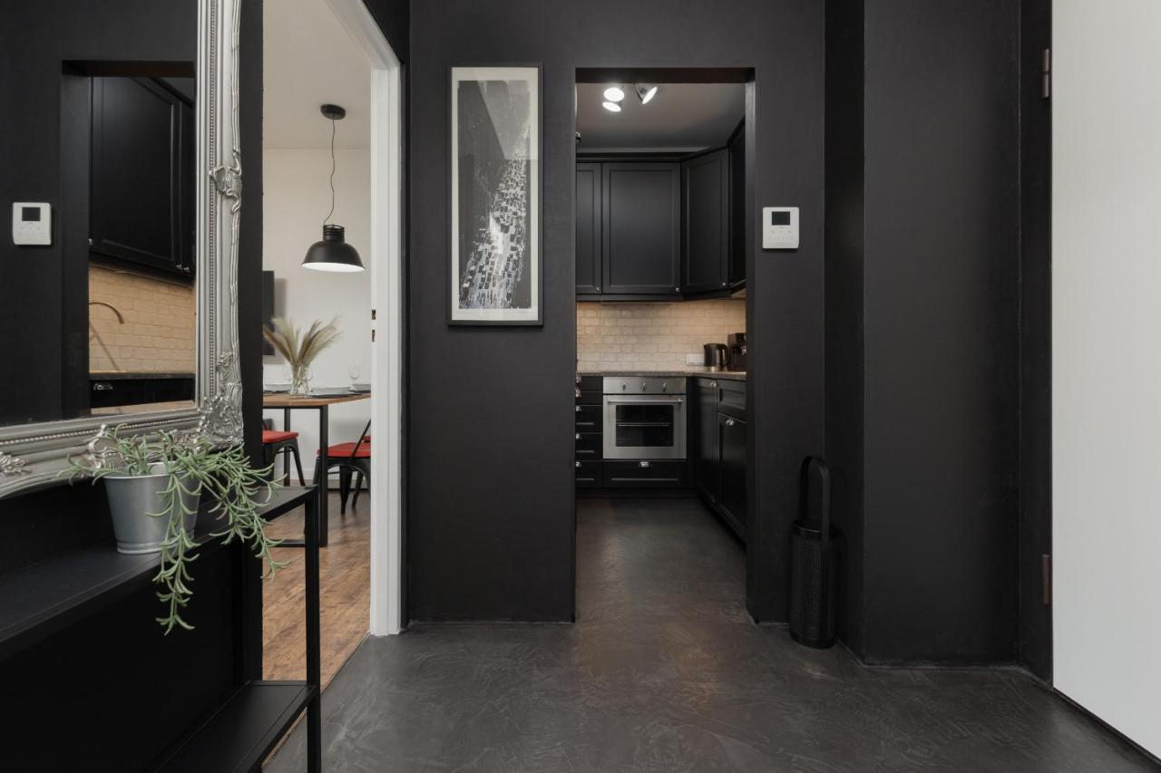 Stylish & Trendy 1 Bedroom Apartment Wola With Parking By Renters Varşova Dış mekan fotoğraf